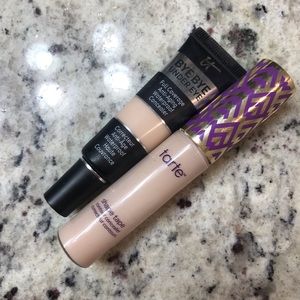 IT & TARTE concealer bundle